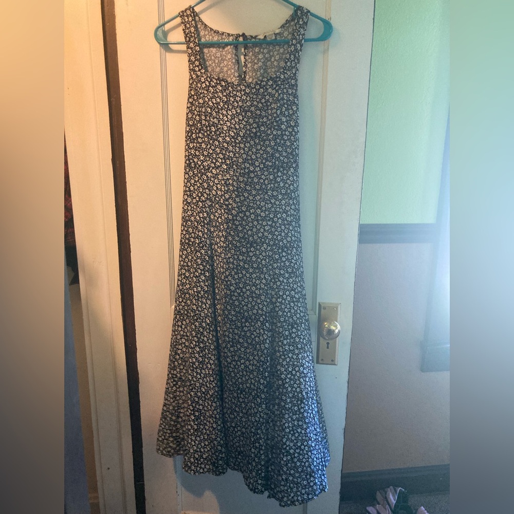 Floral Sleeveless Maxi Dress